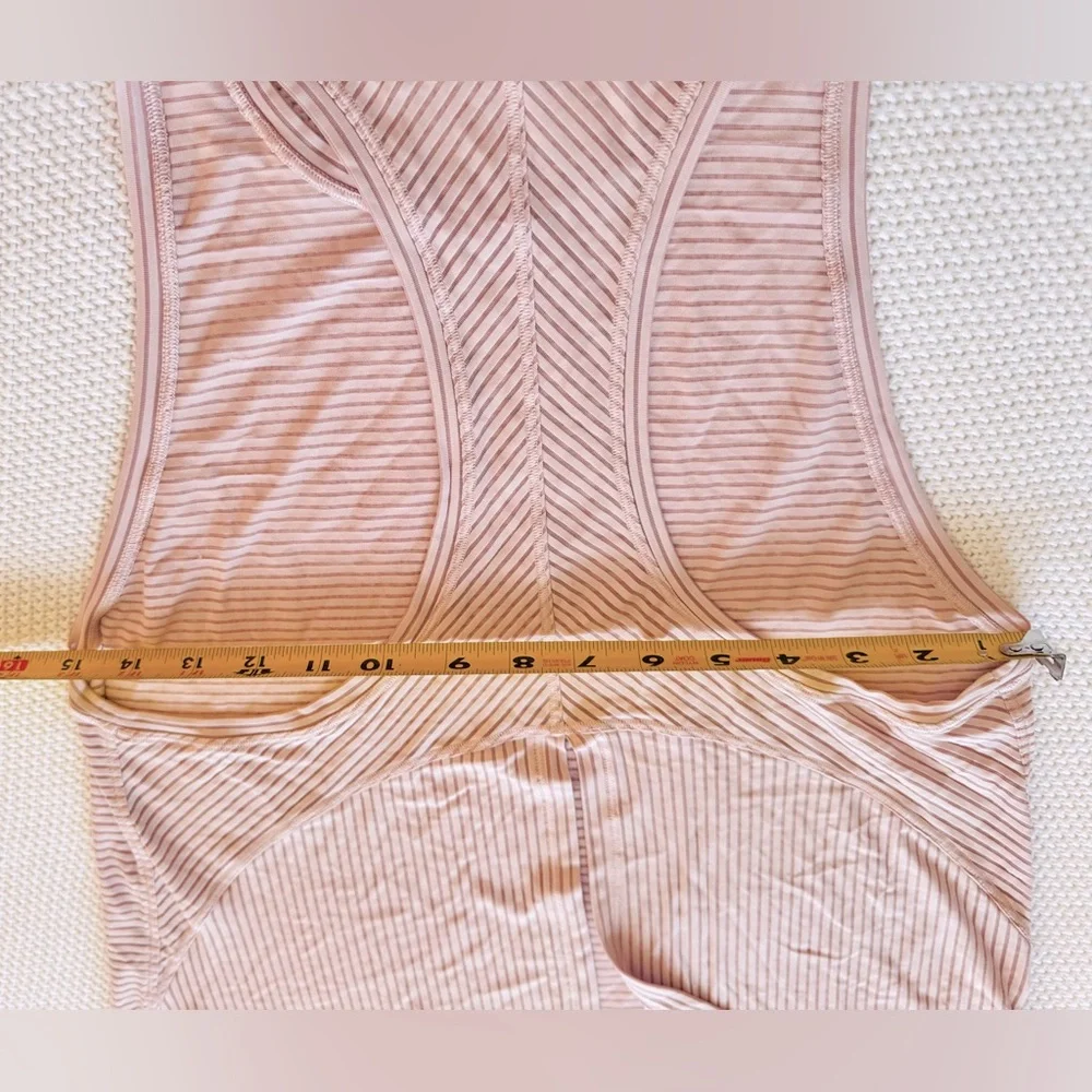 LULULEMON Pale Pink Striped Tank Top w Vented Split Back